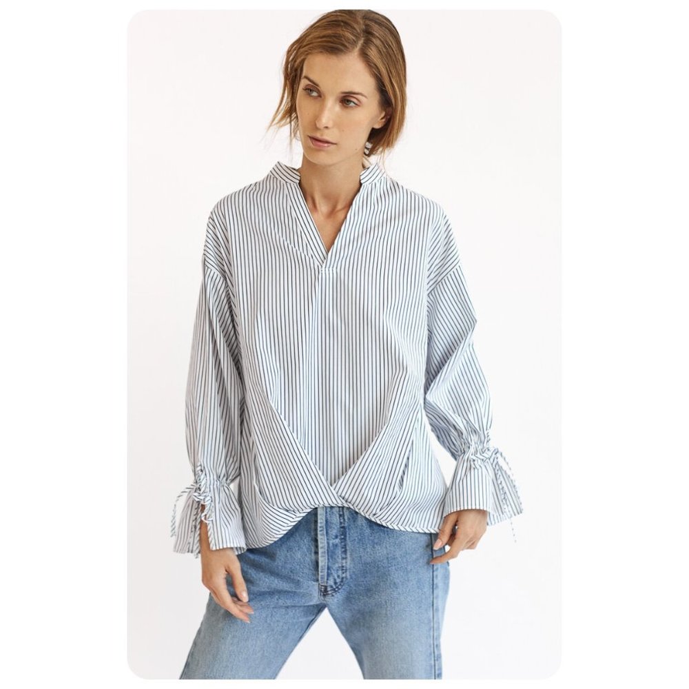 Striped Tie-Sleeve V-Neck Blouse - Blue/White